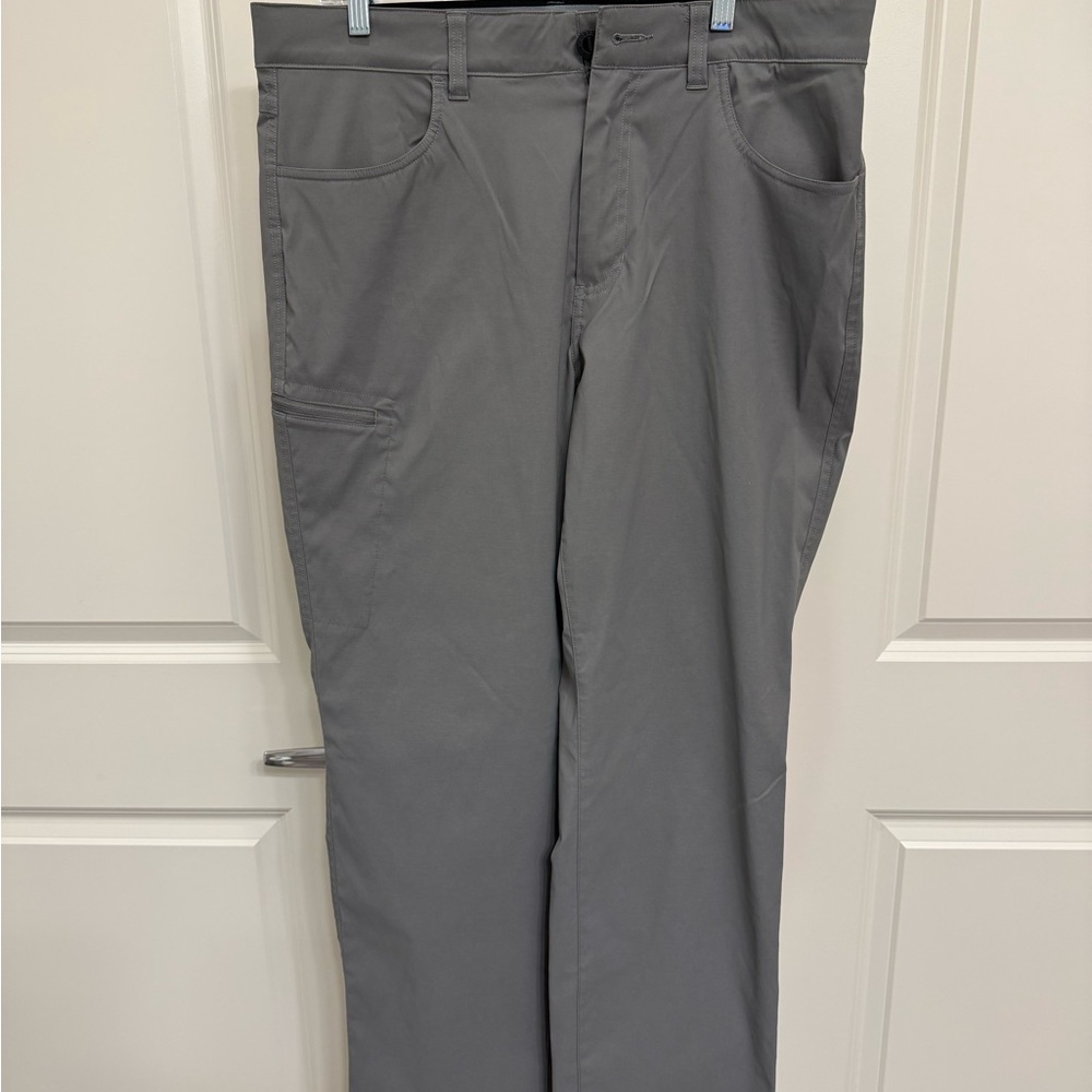 Orvis Men's Gray Cargo Pants